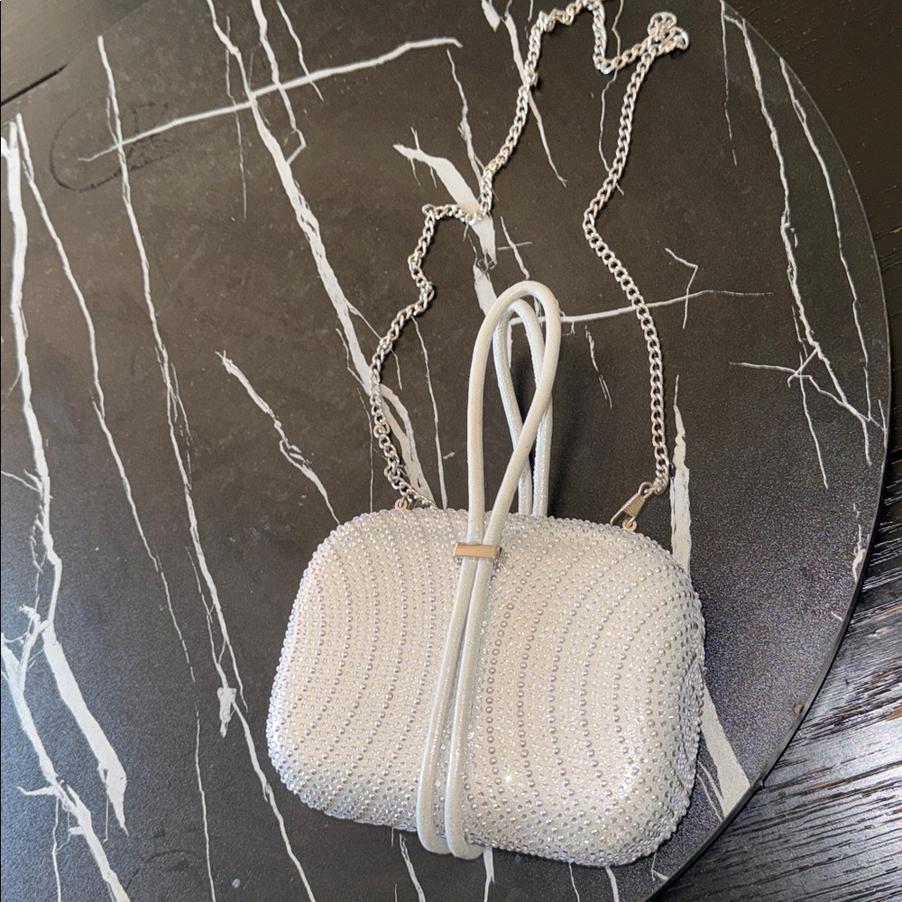 Silver Rhinestone Clutch with Chain Strap - Picture 4 of 8